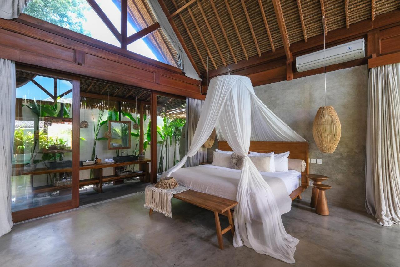 Amaka Villa *