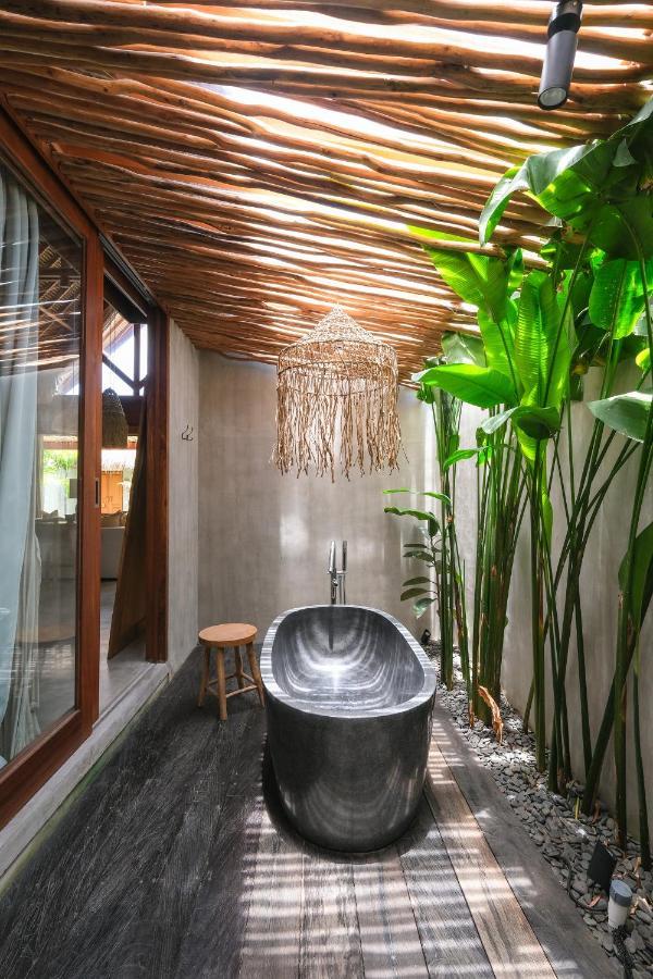 Amaka Uluwatu
